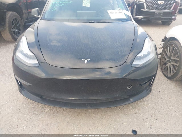 Продаж на аукціоні авто 2020 Tesla Model 3, vin: 5YJ3E1EAXLF660820, номер лоту: 45922750
