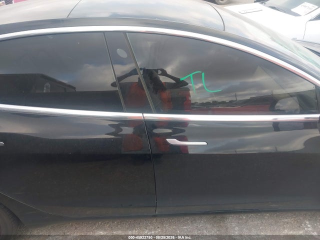 Продаж на аукціоні авто 2020 Tesla Model 3, vin: 5YJ3E1EAXLF660820, номер лоту: 45922750