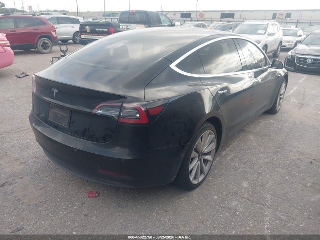 Продаж на аукціоні авто 2020 Tesla Model 3, vin: 5YJ3E1EAXLF660820, номер лоту: 45922750