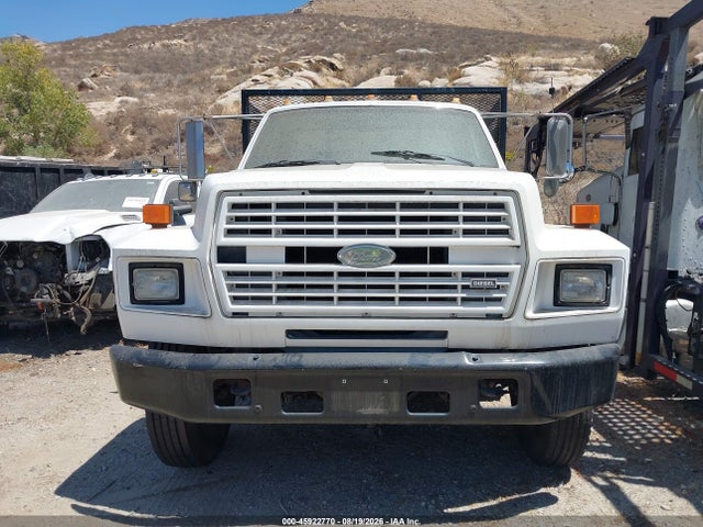 45922770 :رقم المزاد ، 1FDNK74P8KVA49044 vin ، 1989 Ford F700 F مزاد بيع