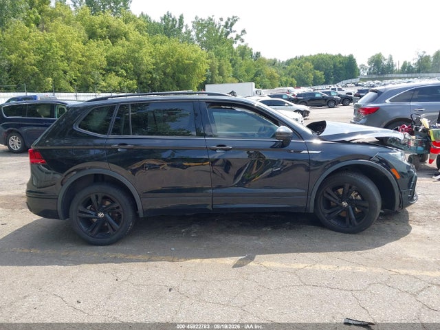 Aukcja sprzedaży 2023 Volkswagen Tiguan 2.0t Se R-line Black, vin: 3VV8B7AX8PM140386, numer aukcji: 45922783