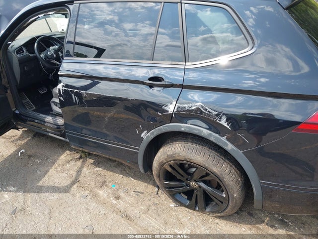 Aukcja sprzedaży 2023 Volkswagen Tiguan 2.0t Se R-line Black, vin: 3VV8B7AX8PM140386, numer aukcji: 45922783