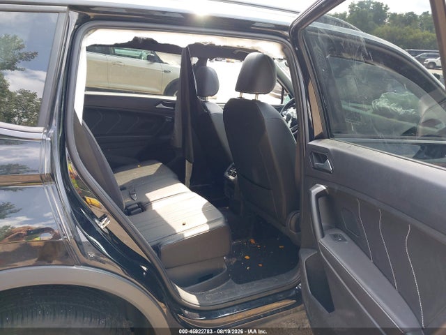 Aukcja sprzedaży 2023 Volkswagen Tiguan 2.0t Se R-line Black, vin: 3VV8B7AX8PM140386, numer aukcji: 45922783