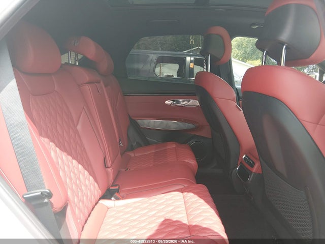 Продажа на аукционе авто 2023 Genesis Gv70 3.5t Awd Sport, vin: KMUMCDTC0PU133461, номер лота: 45922813