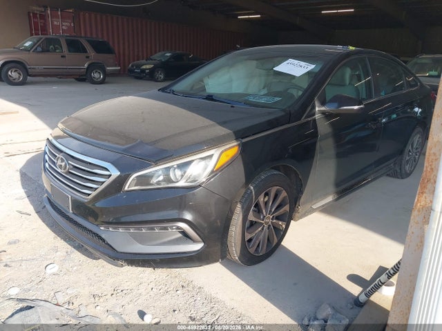 2015 Hyundai Sonata Sport მანქანა იყიდება აუქციონზე, vin: 5NPE34AF7FH027151, აუქციონის ნომერი: 45922833