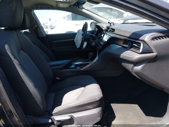 Toyota CAMRY LE 2019 4T1B11HKXKU773633 Image 5