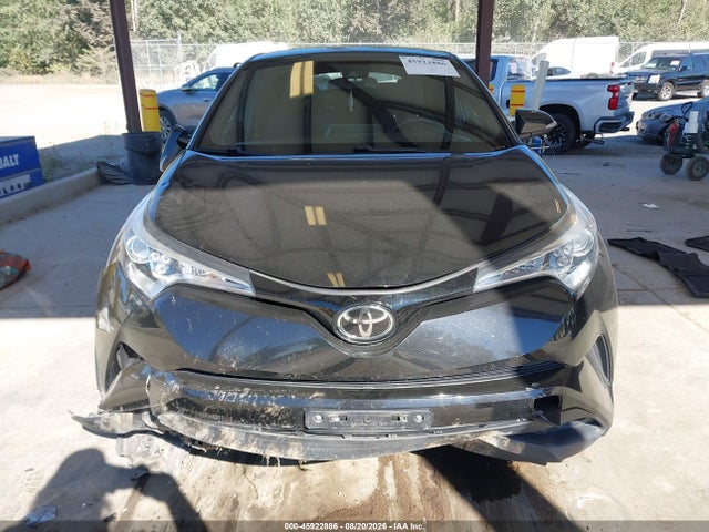 Toyota C-HR XLE 2018 NMTKHMBX2JR037003 Image 11