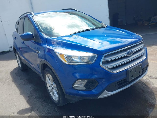 45922896 :رقم المزاد ، 1FMCU9GD0JUD31052 vin ، 2018 Ford Escape Se مزاد بيع