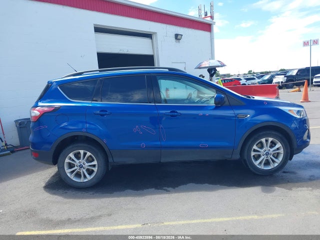 45922896 :رقم المزاد ، 1FMCU9GD0JUD31052 vin ، 2018 Ford Escape Se مزاد بيع