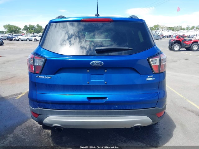 45922896 :رقم المزاد ، 1FMCU9GD0JUD31052 vin ، 2018 Ford Escape Se مزاد بيع