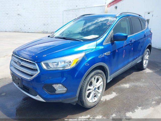 45922896 :رقم المزاد ، 1FMCU9GD0JUD31052 vin ، 2018 Ford Escape Se مزاد بيع