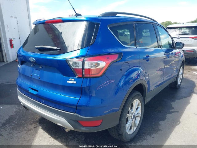 45922896 :رقم المزاد ، 1FMCU9GD0JUD31052 vin ، 2018 Ford Escape Se مزاد بيع