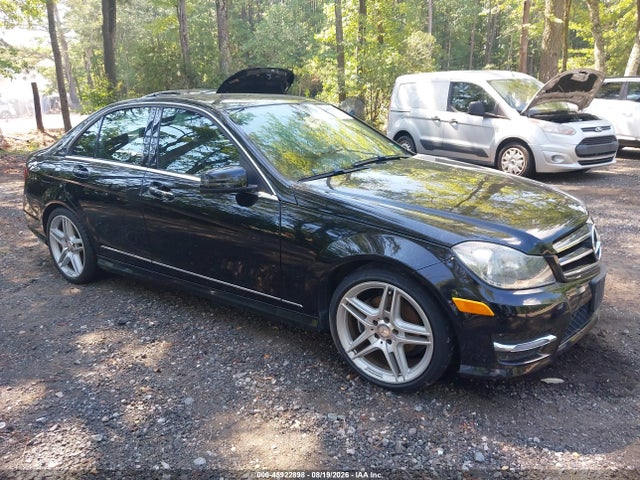 45922898 :رقم المزاد ، WDDGF4HB0EG201749 vin ، 2014 Mercedes-benz C 250 Sport مزاد بيع