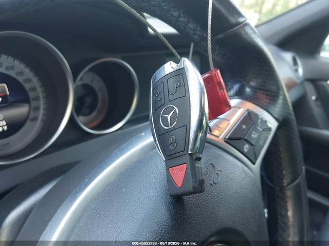 45922898 :رقم المزاد ، WDDGF4HB0EG201749 vin ، 2014 Mercedes-benz C 250 Sport مزاد بيع