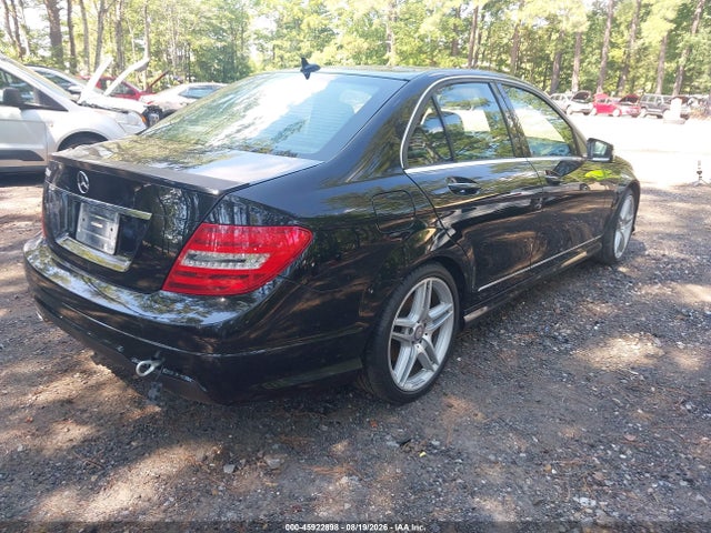 45922898 :رقم المزاد ، WDDGF4HB0EG201749 vin ، 2014 Mercedes-benz C 250 Sport مزاد بيع
