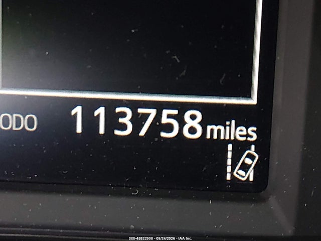 Toyota RAV4 LE 2018 JTMZFREV4JJ730116 Image 18