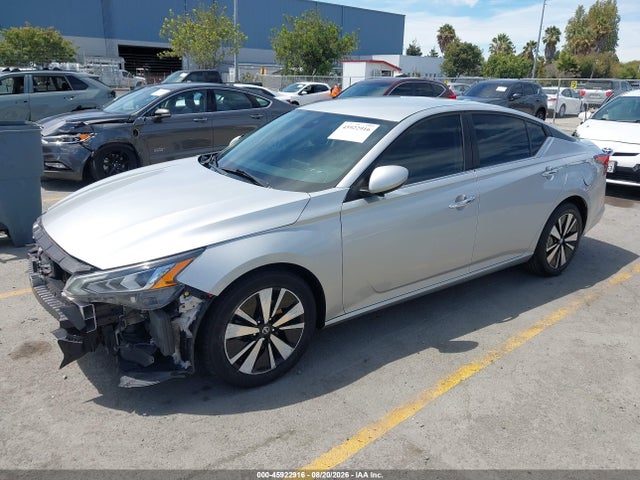 1N4BL4DV3MN400226 Nissan Altima Sv Fwd