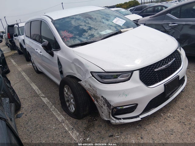 2026 Chrysler Pacifica Select მანქანა იყიდება აუქციონზე, vin: 2C4RC1BG9TR273382, აუქციონის ნომერი: 45922925