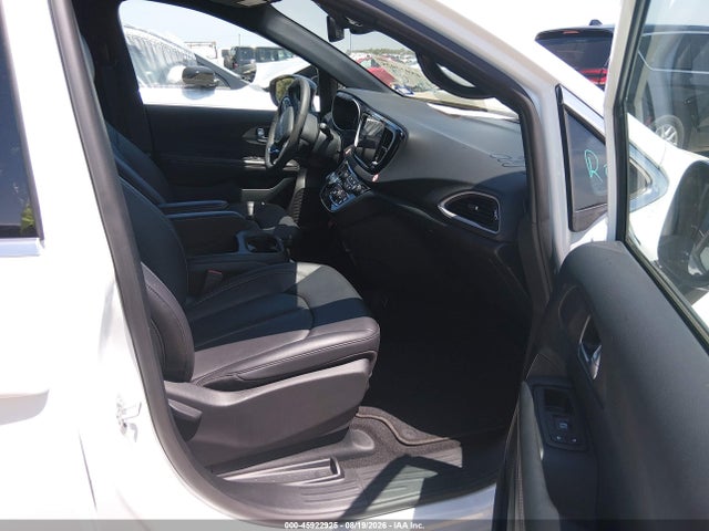 Продажа на аукционе авто 2026 Chrysler Pacifica Select, vin: 2C4RC1BG9TR273382, номер лота: 45922925