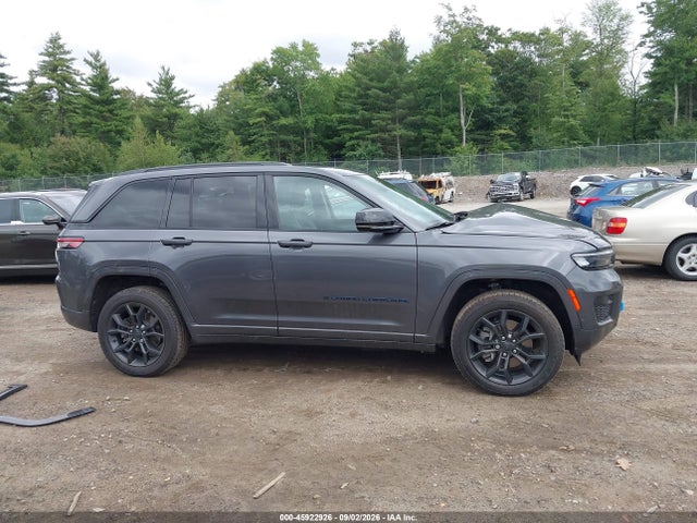 Продажа на аукционе авто 2023 Jeep Grand Cherokee 4xe 30th Anniversary, vin: 1C4RJYB64P8904319, номер лота: 45922926
