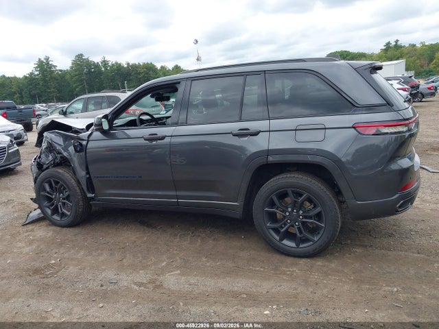 Продажа на аукционе авто 2023 Jeep Grand Cherokee 4xe 30th Anniversary, vin: 1C4RJYB64P8904319, номер лота: 45922926