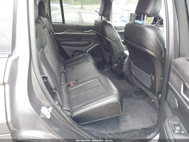 Продажа на аукционе авто 2023 Jeep Grand Cherokee 4xe 30th Anniversary, vin: 1C4RJYB64P8904319, номер лота: 45922926
