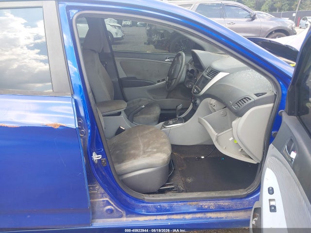 2014 Hyundai Accent Gls მანქანა იყიდება აუქციონზე, vin: KMHCU4AE4EU620459, აუქციონის ნომერი: 45922944