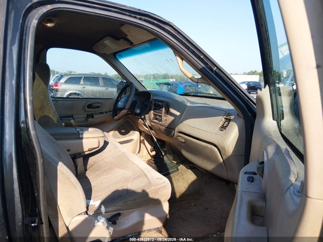 45922972 :رقم المزاد ، 2FTRF18W0XCB20033 vin ، 1999 Ford F-150 Lariat/work Series/xl/xlt مزاد بيع