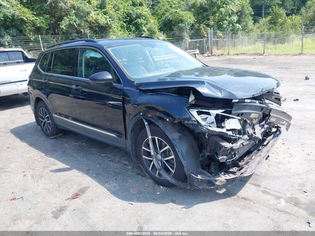 2021 Volkswagen Tiguan 2.0t Se/2.0t Se R-line Black/2.0t Sel მანქანა იყიდება აუქციონზე, vin: 3VV3B7AX1MM092526, აუქციონის ნომერი: 45923028