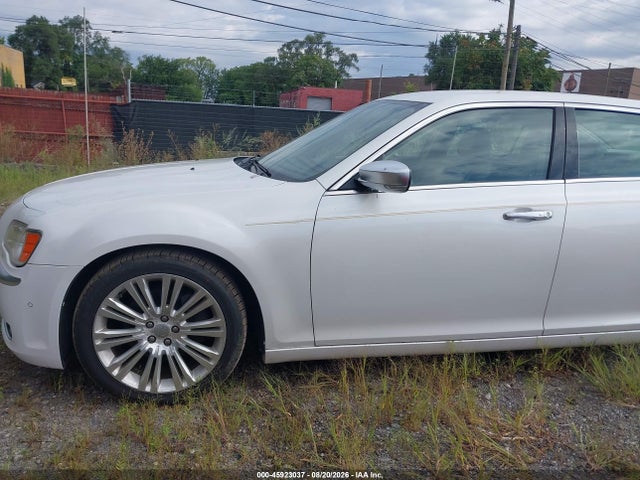 45923037 :رقم المزاد ، 2C3CCAPT0CH238073 vin ، 2012 Chrysler 300c Luxury Series مزاد بيع