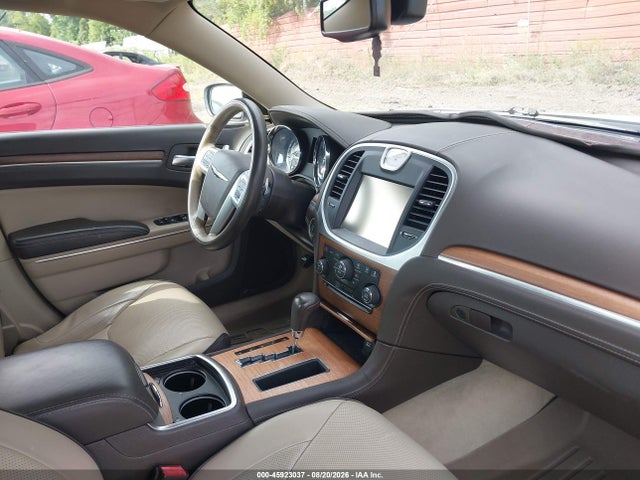 45923037 :رقم المزاد ، 2C3CCAPT0CH238073 vin ، 2012 Chrysler 300c Luxury Series مزاد بيع