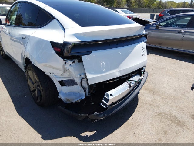 45923046 :رقم المزاد ، 7SAYGDED5TF547324 vin ، 2026 Tesla Model Y مزاد بيع