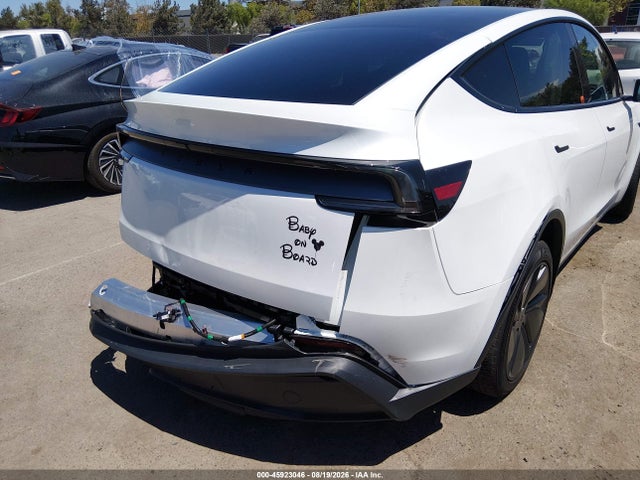 45923046 :رقم المزاد ، 7SAYGDED5TF547324 vin ، 2026 Tesla Model Y مزاد بيع