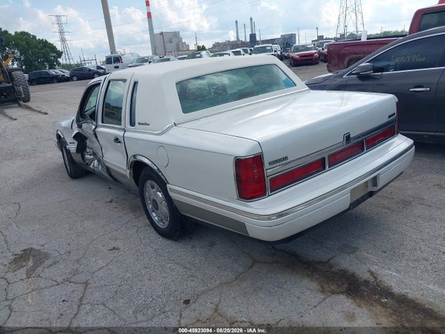 Aukcja sprzedaży 1997 Lincoln Town Car Signature, vin: 1LNLM82W9VY642464, numer aukcji: 45923094