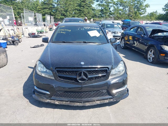 Продаж на аукціоні авто 2013 Mercedes-benz C 300 Sport 4matic, vin: WDDGF8AB8DR288143, номер лоту: 45923168