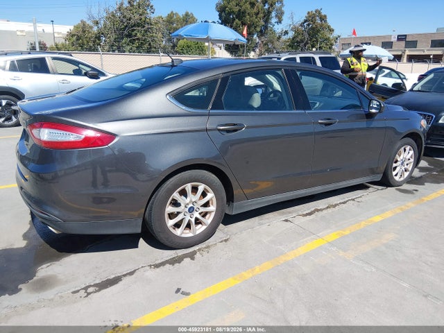 Ford FUSION S 2016 3FA6P0G77GR157629 Image 4