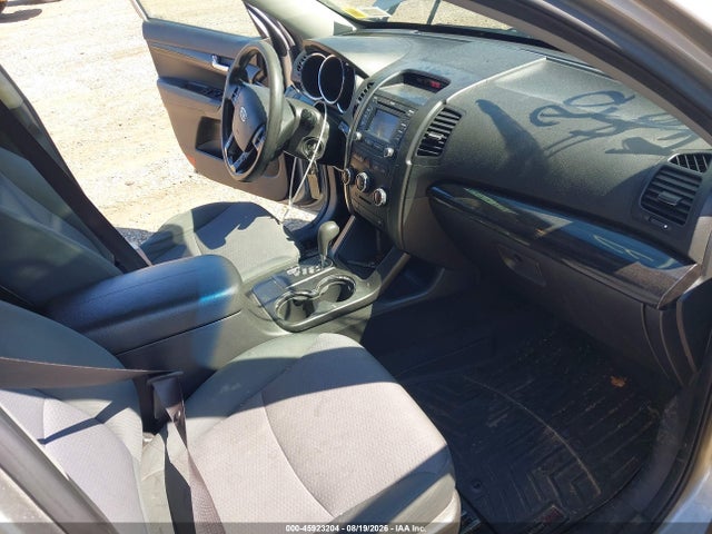 45923204 :رقم المزاد ، 5XYKT3A65DG383874 vin ، 2013 Kia Sorento Lx مزاد بيع