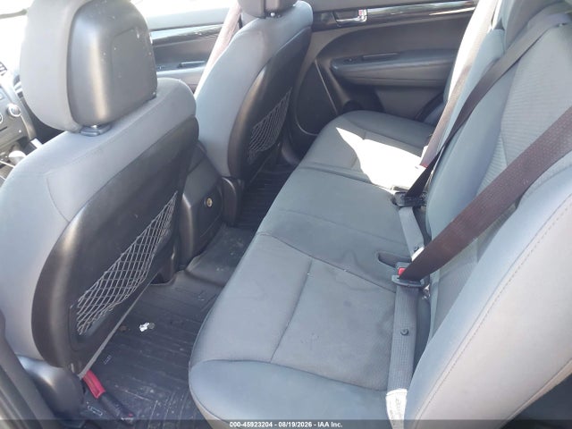 45923204 :رقم المزاد ، 5XYKT3A65DG383874 vin ، 2013 Kia Sorento Lx مزاد بيع