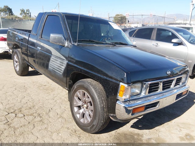 45923213 :رقم المزاد ، 1N6HD16S4PC411526 vin ، 1993 Nissan Truck King Cab Se مزاد بيع