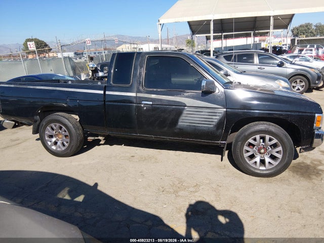 45923213 :رقم المزاد ، 1N6HD16S4PC411526 vin ، 1993 Nissan Truck King Cab Se مزاد بيع