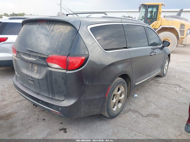 Продажа на аукционе авто 2017 Chrysler Pacifica Touring-l Plus, vin: 2C4RC1EG1HR505556, номер лота: 45923220