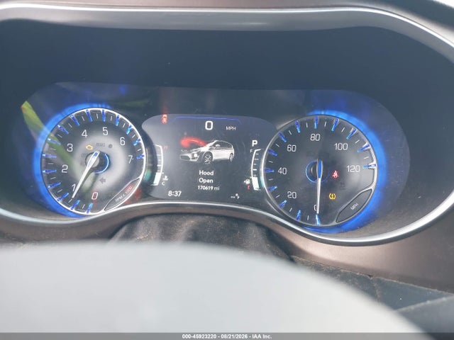 Продажа на аукционе авто 2017 Chrysler Pacifica Touring-l Plus, vin: 2C4RC1EG1HR505556, номер лота: 45923220