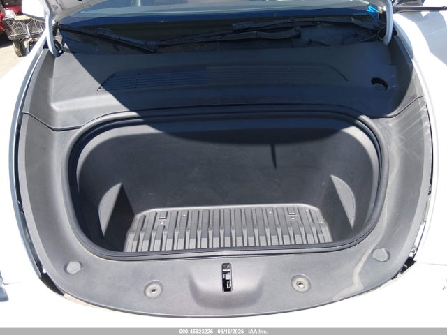 Продажа на аукционе авто 2021 Tesla Model Y Long Range Dual Motor All-wheel Drive, vin: 5YJYGDEE7MF217370, номер лота: 45923226