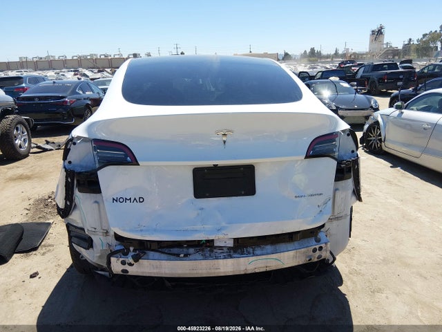 Продажа на аукционе авто 2021 Tesla Model Y Long Range Dual Motor All-wheel Drive, vin: 5YJYGDEE7MF217370, номер лота: 45923226