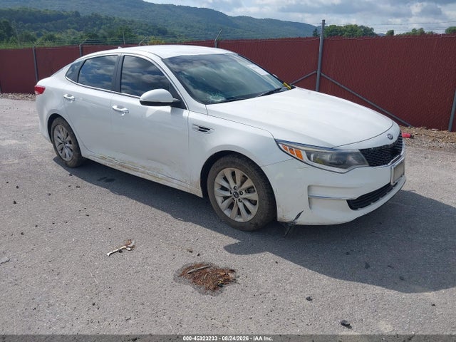 Auction sale of the 2017 Kia Optima Lx, vin: 5XXGT4L33HG139245, lot number: 45923233