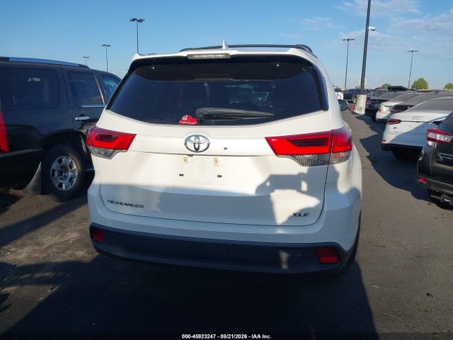 Toyota Highlander Xle 2019 5TDKZRFH0KS365164 Image 17