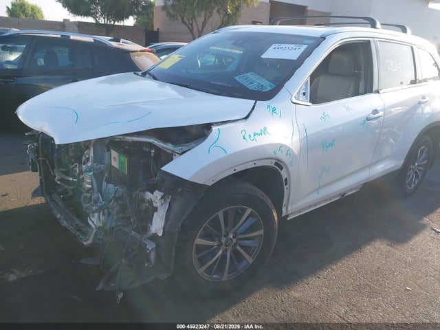 Toyota Highlander Xle 2019 5TDKZRFH0KS365164 Image 2