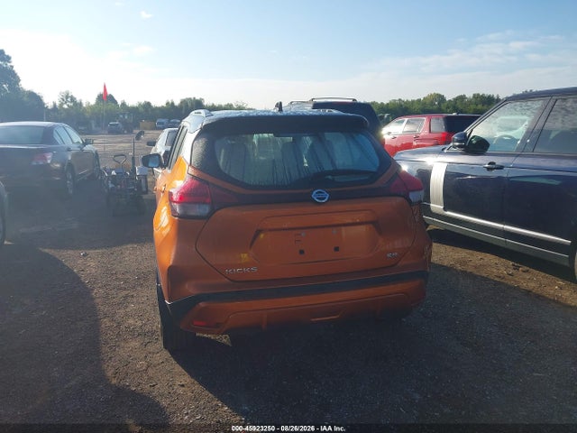 45923250 :رقم المزاد ، 3N1CP5DV7ML559696 vin ، 2021 Nissan Kicks Sr Xtronic Cvt مزاد بيع