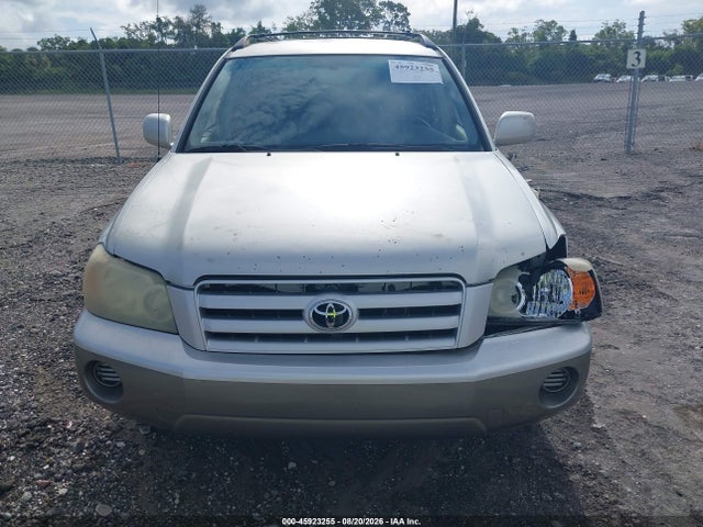 Продажа на аукционе авто 2004 Toyota Highlander, vin: JTEGD21A740083515, номер лота: 45923255