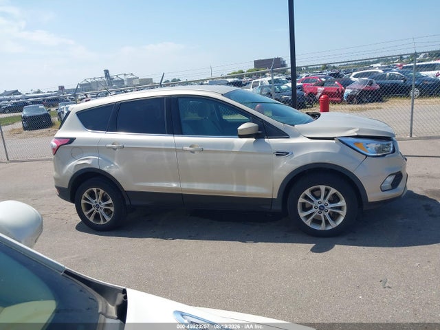 Aukcja sprzedaży 2017 Ford Escape Se, vin: 1FMCU9GD2HUE75504, numer aukcji: 45923257